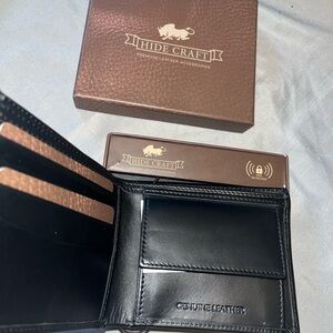 Hide Craft Men’s Leather Wallet